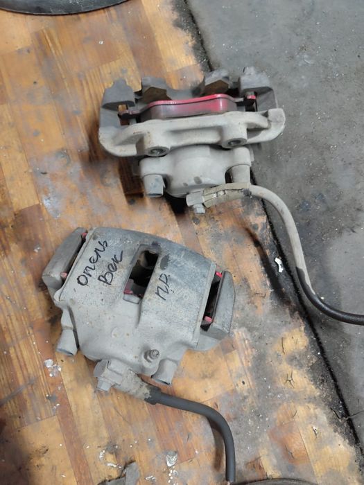 Суппорт передний Опель вектра а