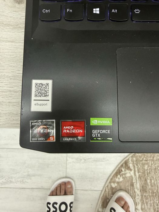 Vand\schimb laptop lenovo gaming