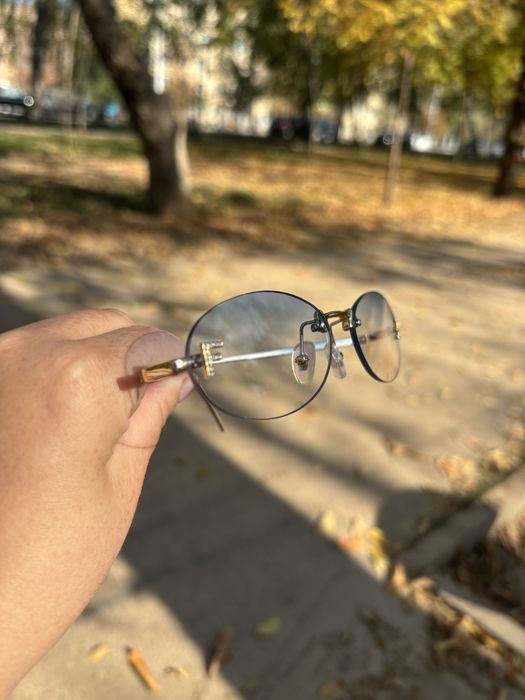 Солнечные очки.