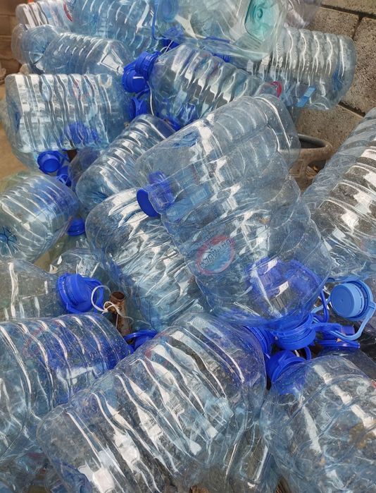 Продам 5 л баклажки