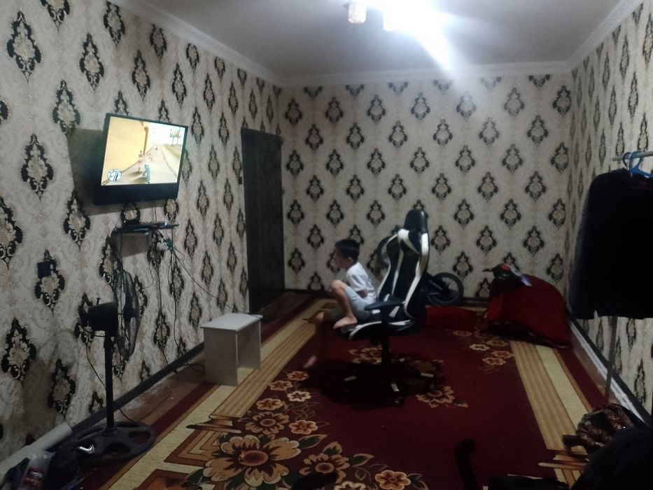 Квартира продаётся 3 комнатная ахангаран обмен есть на дом