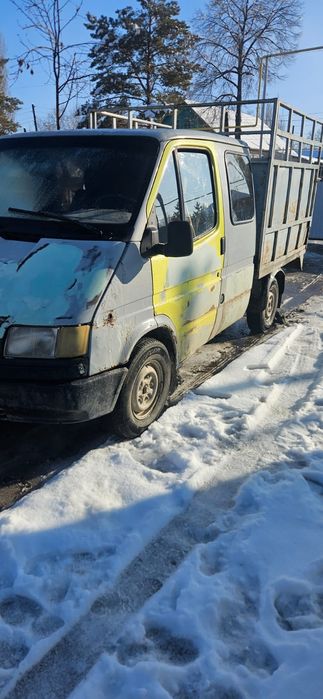 Продам машину срочно