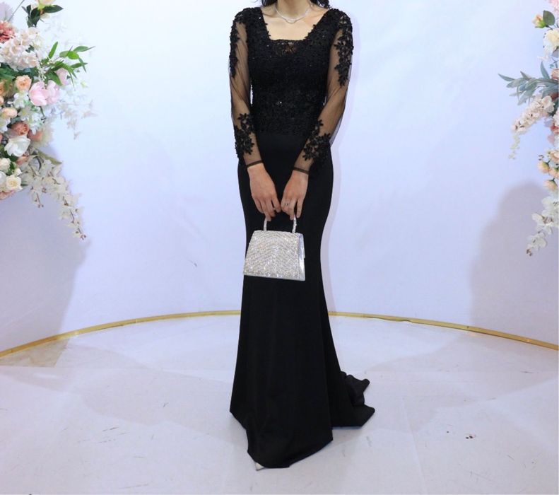 В продаже платье , в идеальном состояние