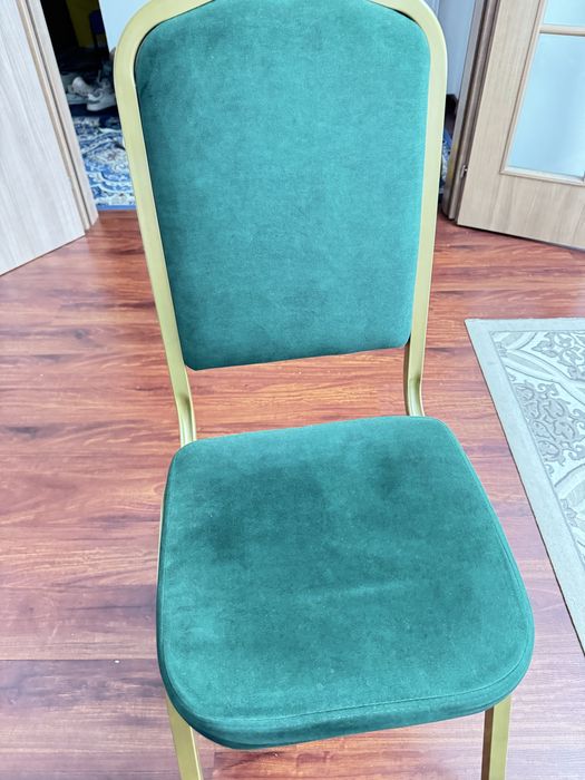 Продам красивые стулья