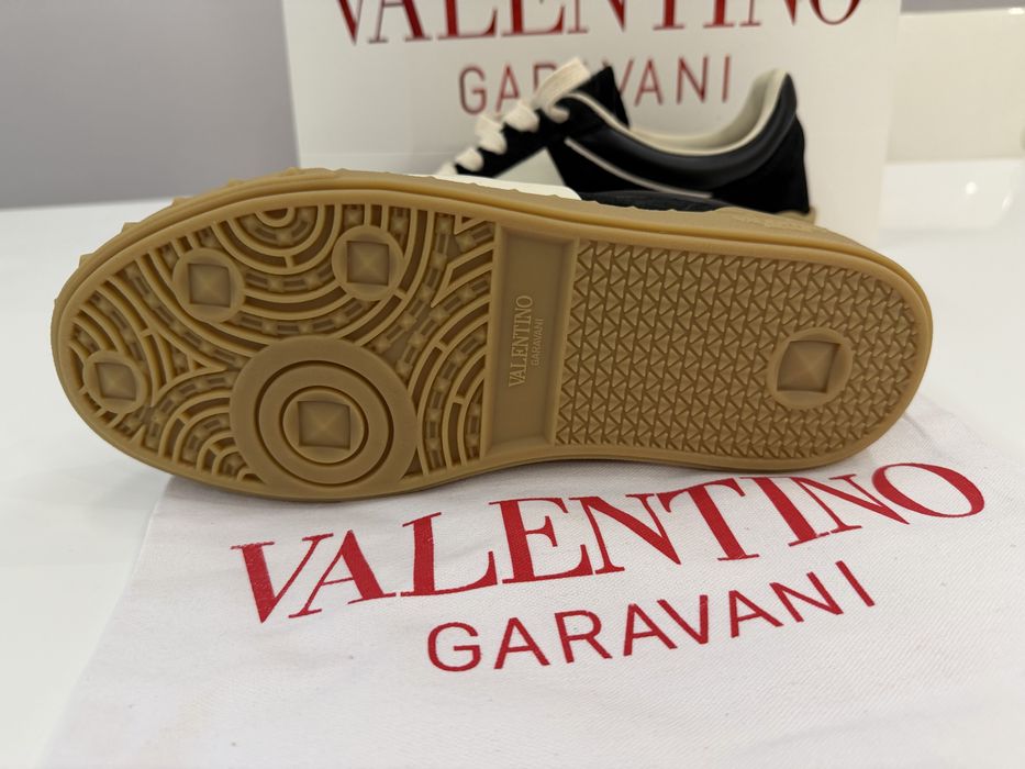 Valentino Garavani обувки