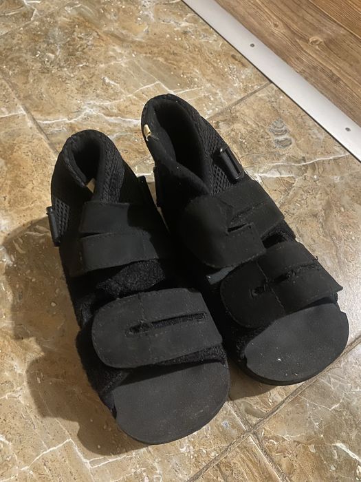 Продам обувь Барука