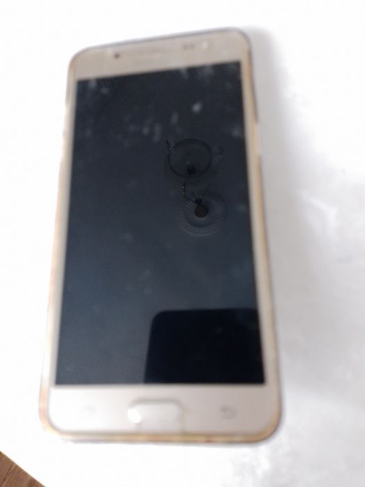 Galaxyj5б/у в хорошем состоянии