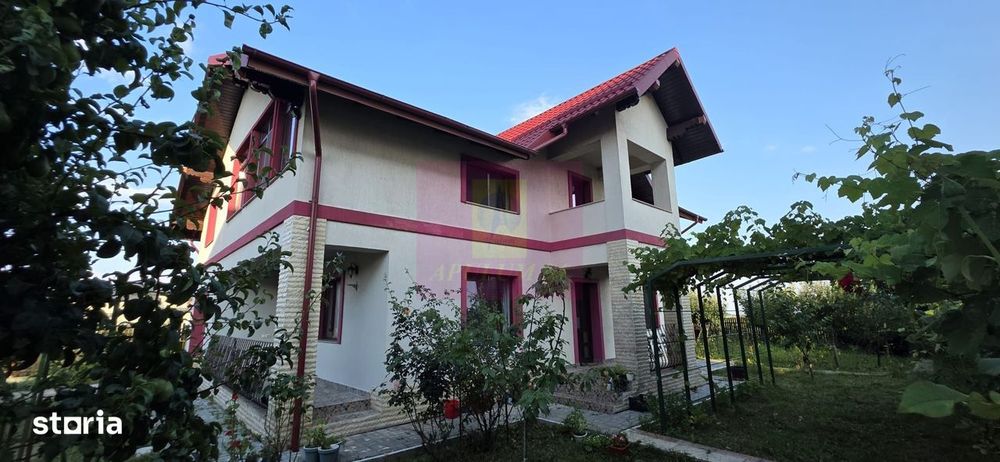 Vila 6 camere de vanzare in Banesti