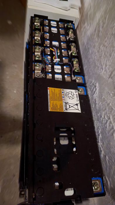 Acumulatori (baterii) pentru Mitsubishi Outlander PHEV , Yuasa LEV40.