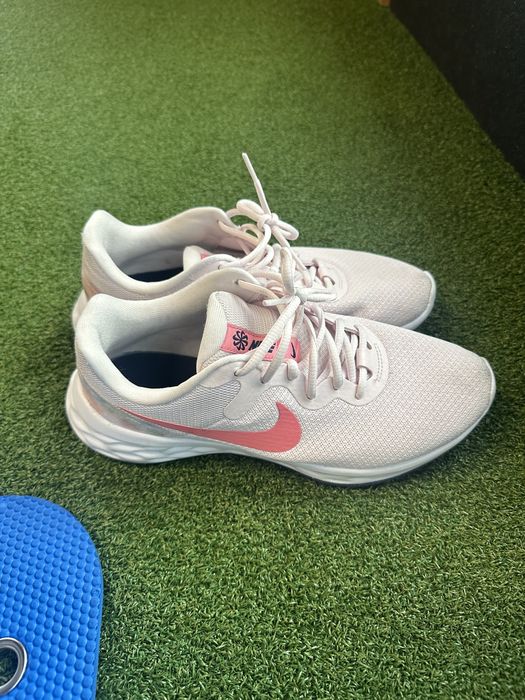 Спортни обувки Nike