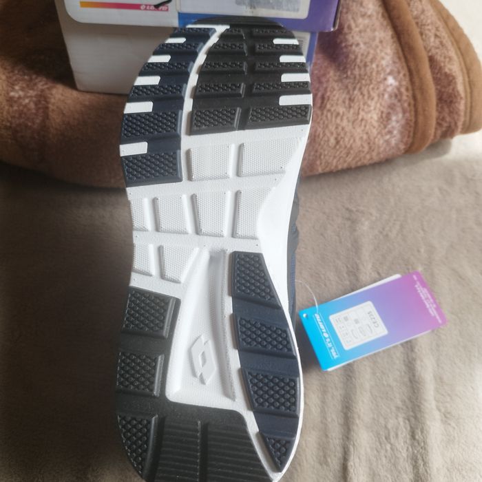 Lotto н.42,Puma, Bershka