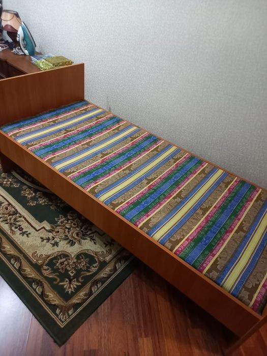 Продам кровать срочно