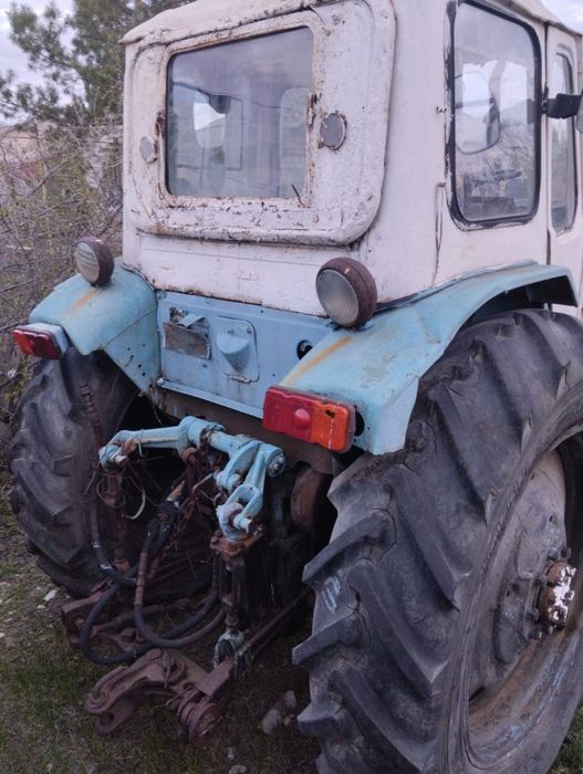 Продам трактор ЮМЗ 6