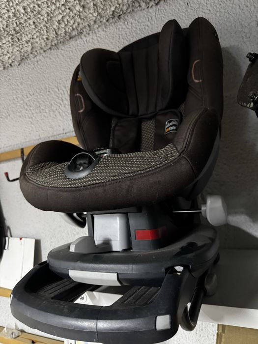 Автокресло isofix