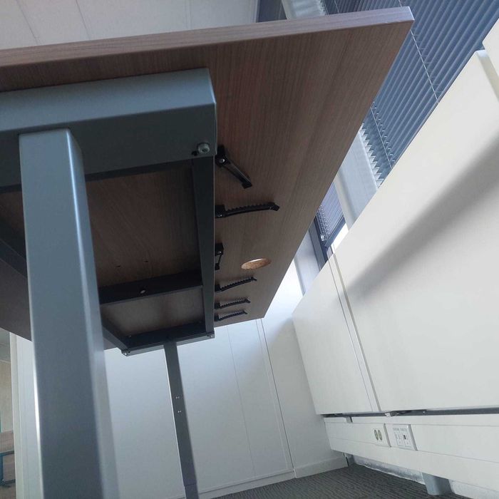 Birou reglabil pe înălțime, blat diverse dimensiuni