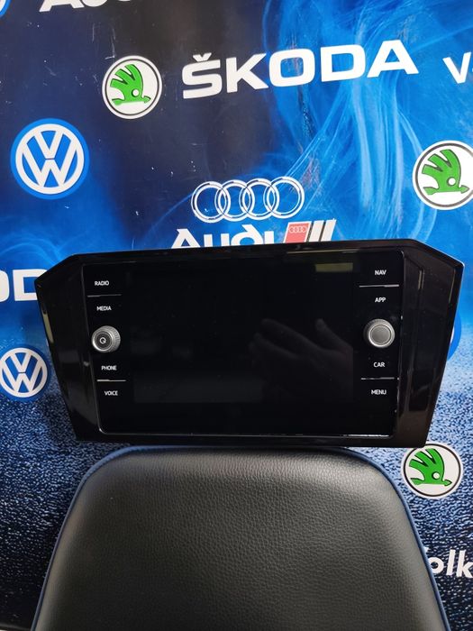 Display + Ramă Piano Black 8 inch VW Passat B8 / Passat B8.5 / Arteon