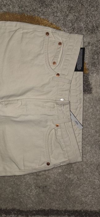 Нови дънки Weekday