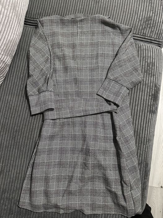 Rochie bershka marimea xs