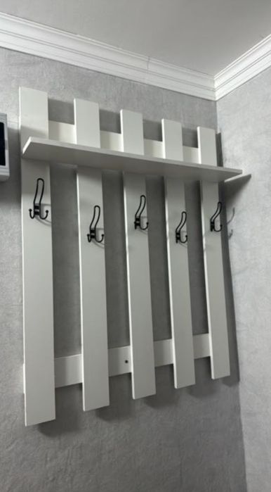 Вешалка настенная новая