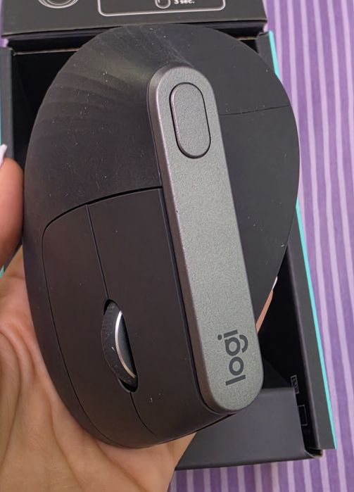 Безжична мишка Logitech MX Vertical