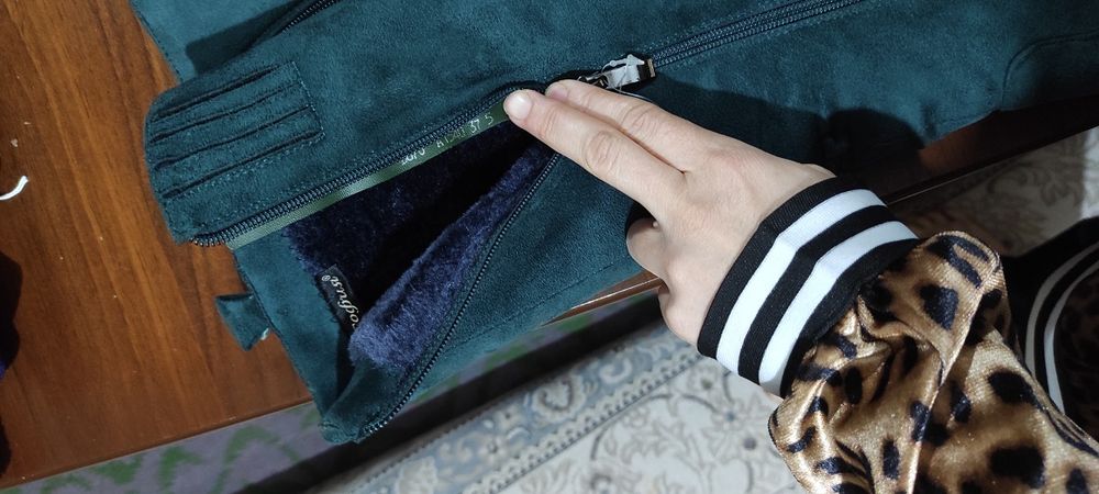 Yangi sapog razmeri 37.yarm narhiga bervoraman