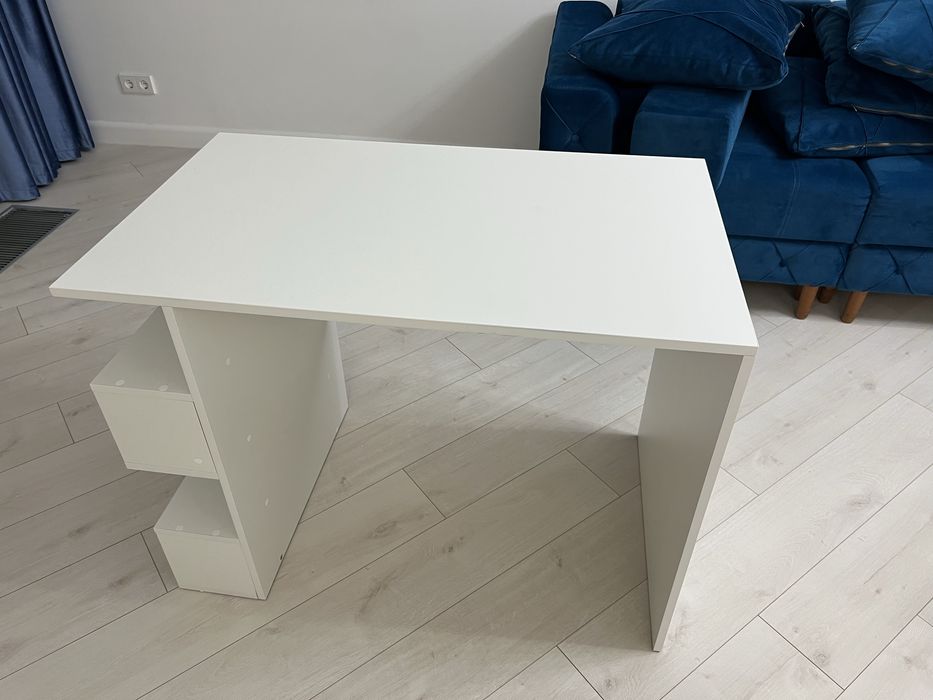 Стол компьютерный