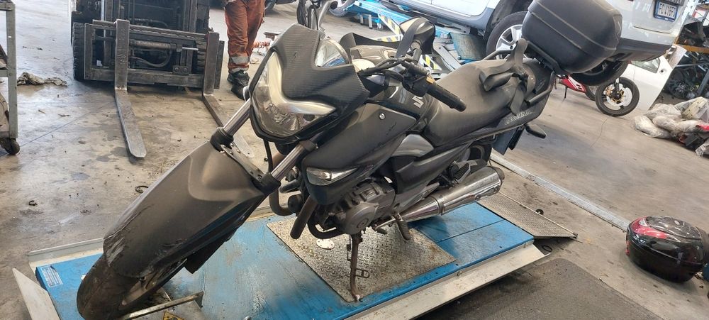 Сузуки Иназума 250,750(Suzuki Inazuma)на части