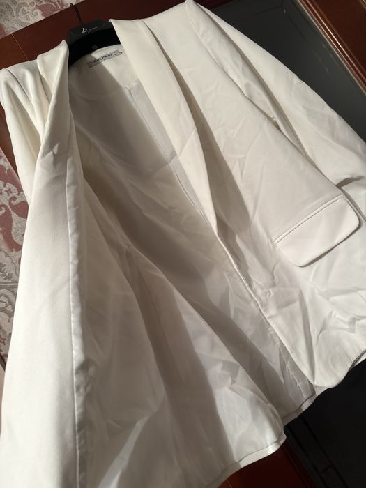 Пиджак женский белый