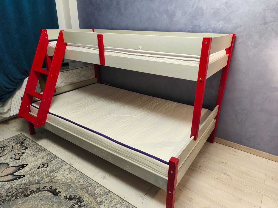 Pat Supraetajat lemn solid + saltele