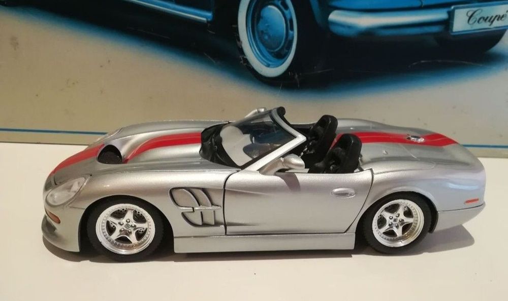 Scara 1:18 shelby bburago
