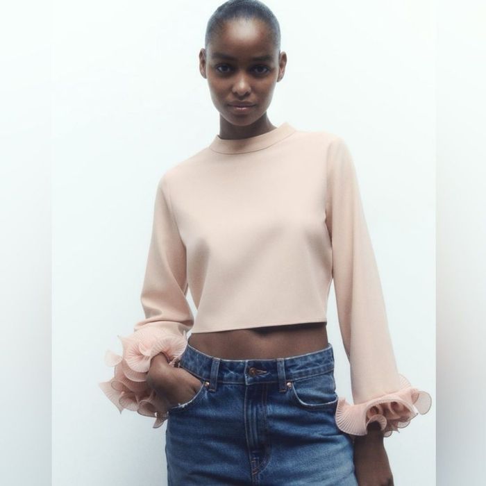 Елегантна блуза ZARA нова