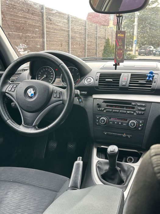 BMW SERIA 1 / E87 / 2008 / 118d