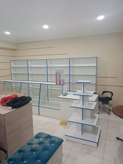 Витриналар және полкалар