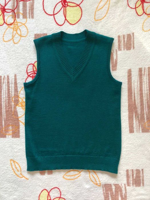 Школьная жилетка