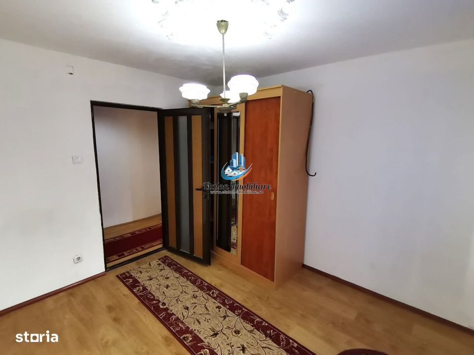 Apartament 3 camere, 2 bai, balcon 6 m, zona Spital Piatra Neamt — fotografia 3