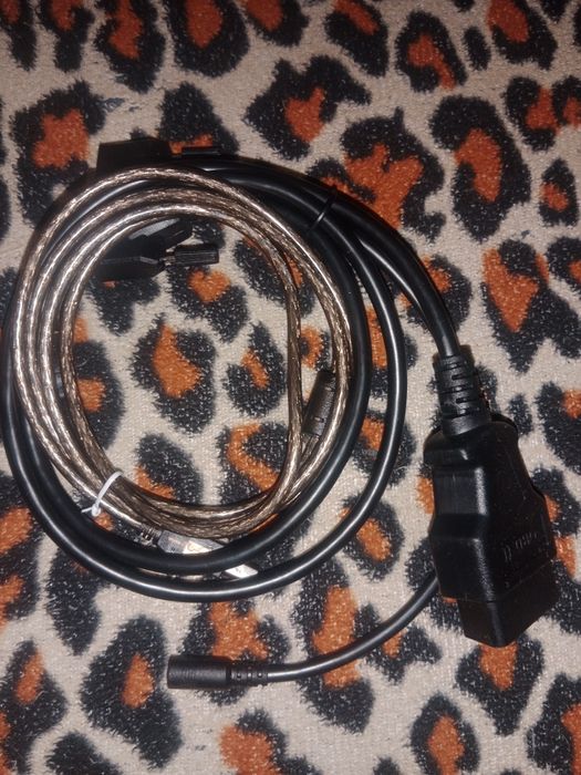 Продам мульти марочный авто сканер