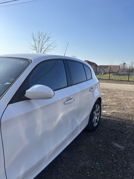 BMW Seria 1 116d • 2.0 Diesel • 2009 • Manual • Înmatriculat