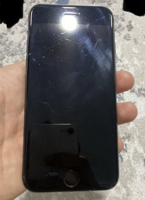 Айфон СЕ 2020 64/73%