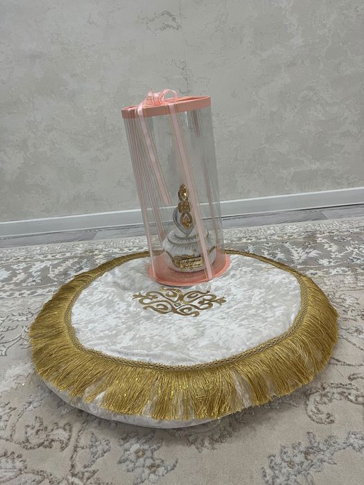 Қоржын, корзина, сырға салу