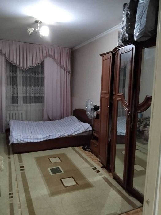 Юнусабад15, 2/2/4 Продаётся квартира не торец, Рядом Метро