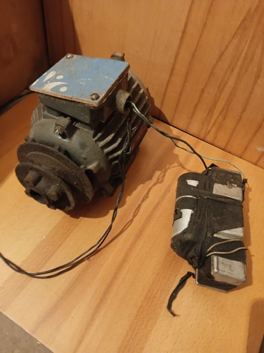 Компрессор, возможно с мотором