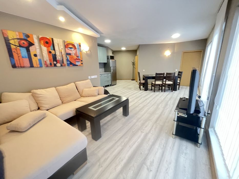 3 стаен с морск гледка