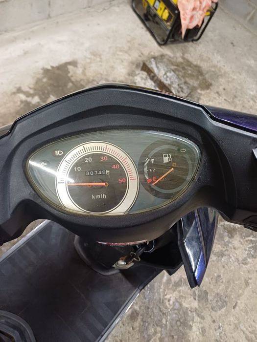 Скутер, Li Ya х7