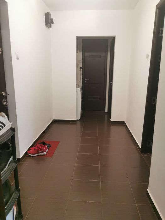 Proprietar, vand apartament 2 camere 13 Septembrie-Prosper, et. 1/8