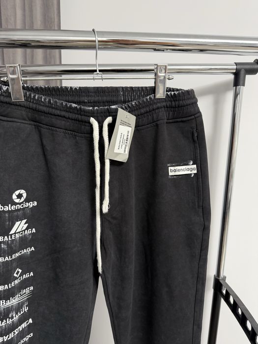 Pantaloni BALENCIAGA super calitate