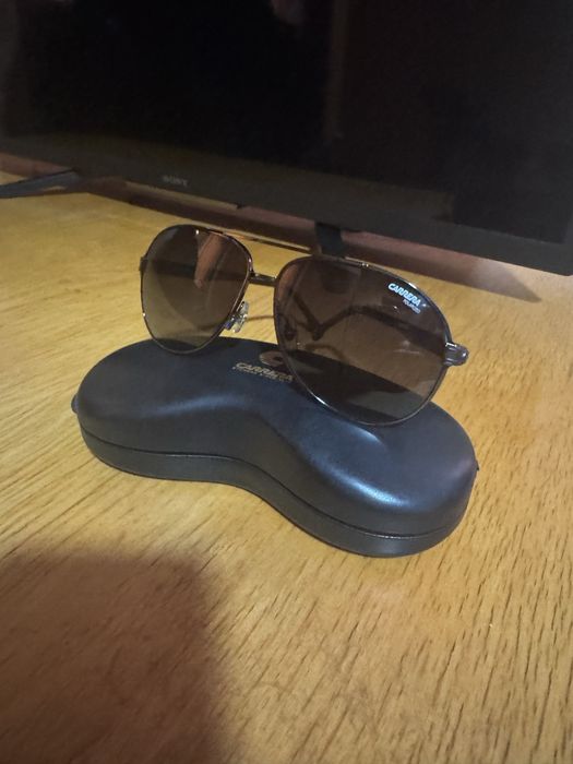 Ochelari de soare Carrera