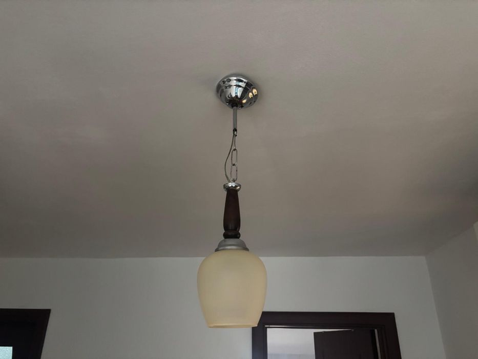 Corp de iluminat, lustra si doua aplice