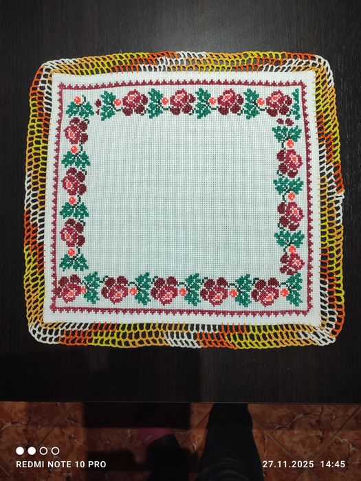 Batiste cusute de mână