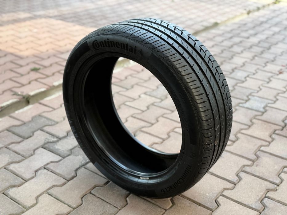 Continental Premium Contact 235/45 R18