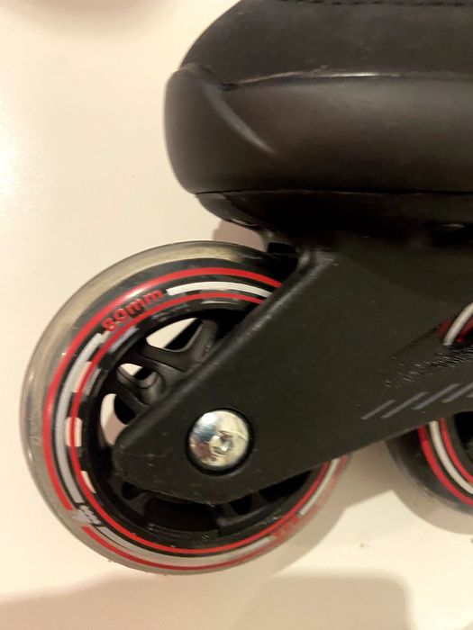 Rollerblade Role Parine in linie BLACK/RED marime 39, ca si noi